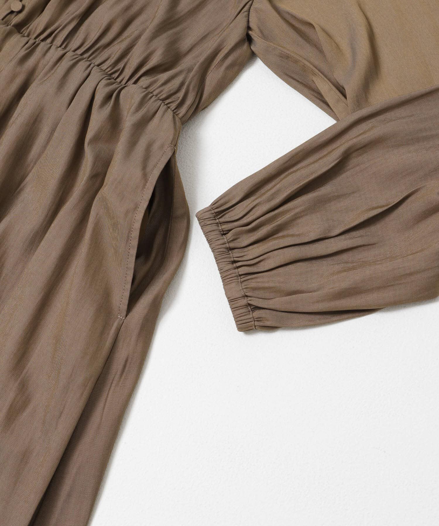 URBAN RESEARCH DOORS「『WEB/一部店舗限定』切替ギャザーフレアワンピース」|ワンピース|