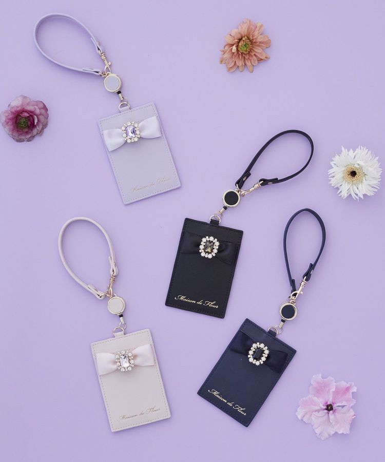 Maison de FLEUR「リール付きビジューリボンパスケース」|その他|