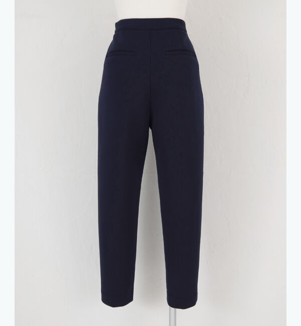 ur's「【井川沙耶香さんコラボアイテム】ダンボールコクーンパンツ」|スラックス|