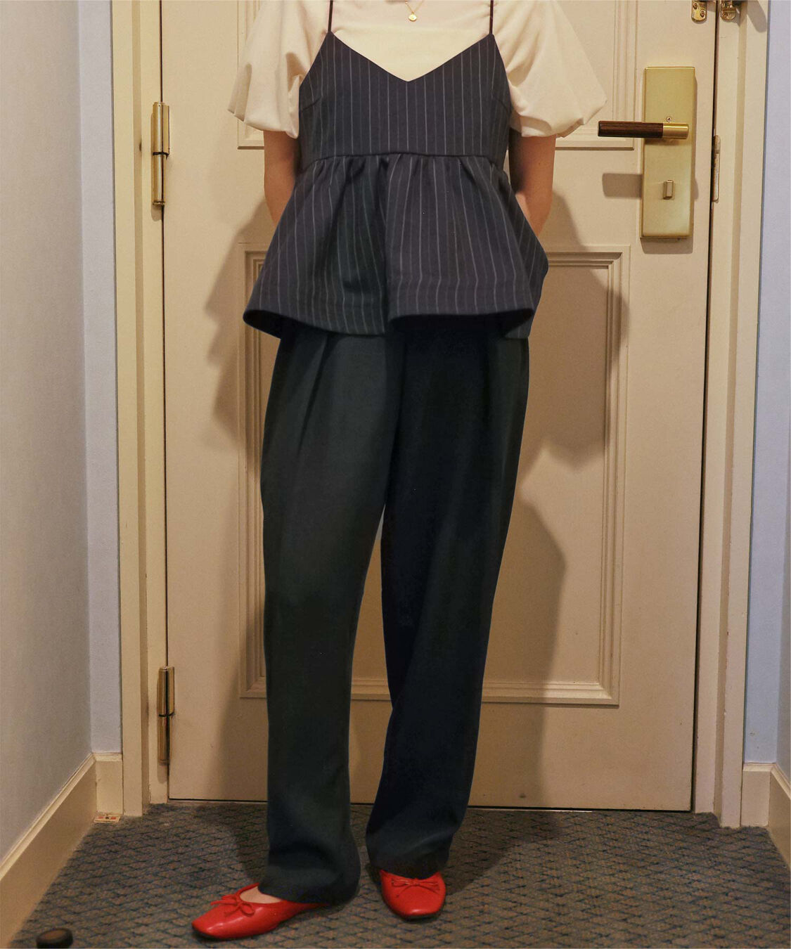 titivate「インタックセンタープレスワイドパンツ」|スラックス|ネイビー