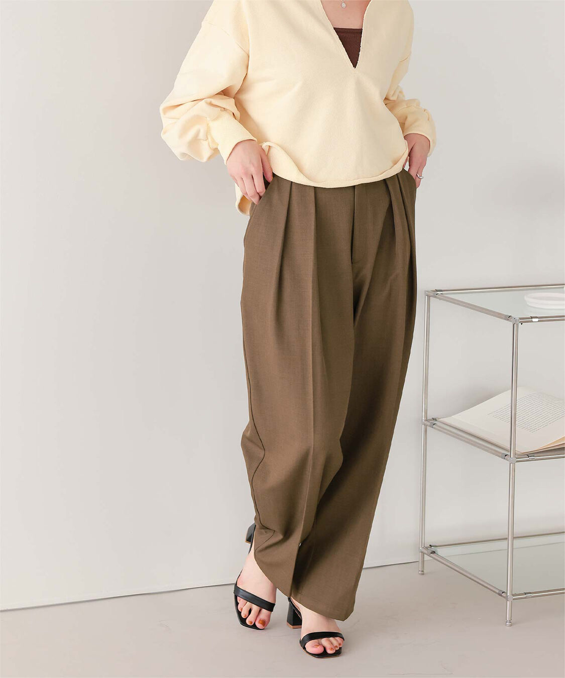 titivate「インタックセンタープレスワイドパンツ」|スラックス|