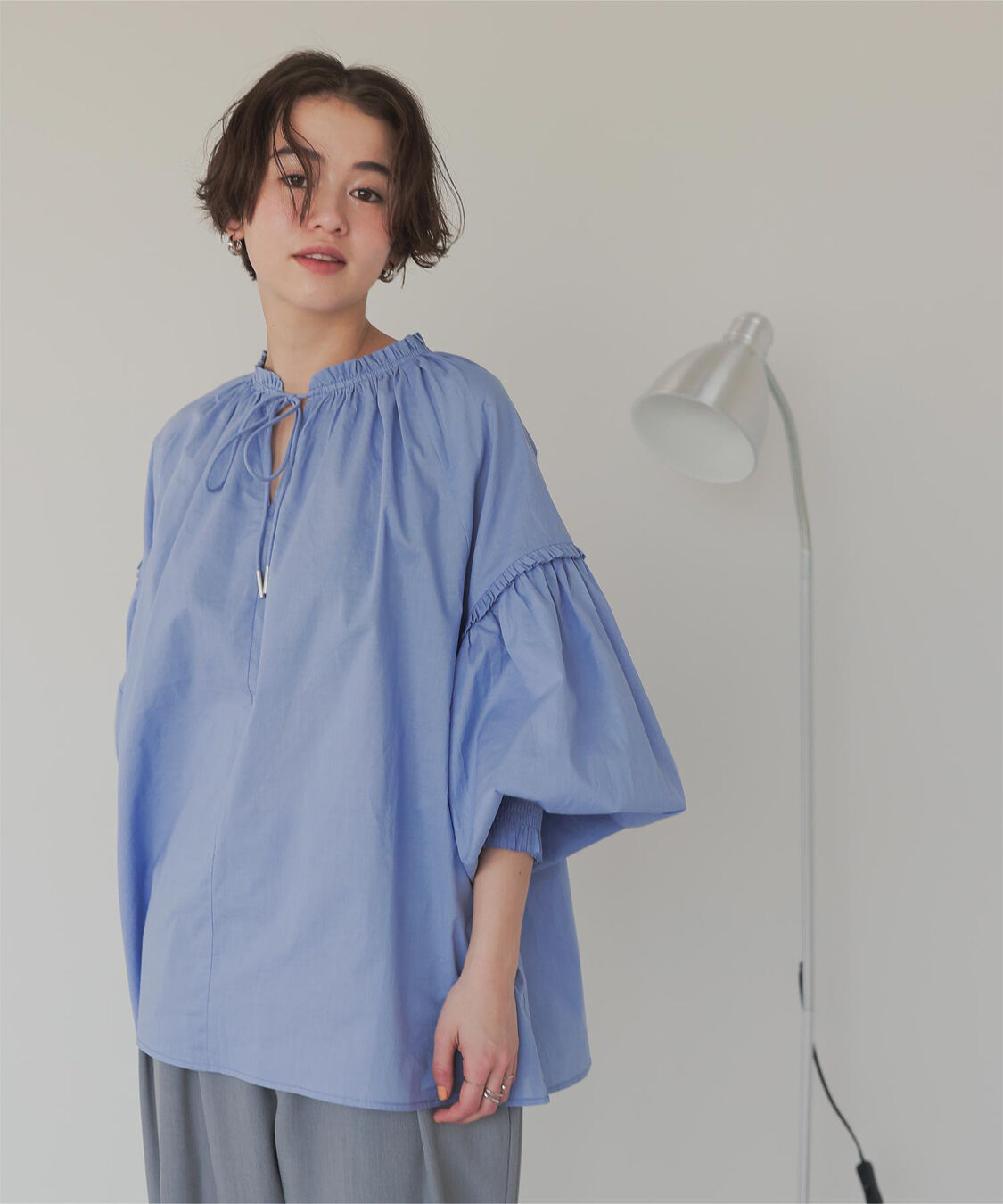 titivate「ギャザーリボンボイルブラウス」|シャツ・ブラウス|ブルー
