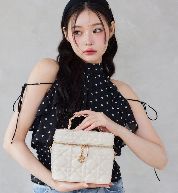  「WEB限定/チャーム付きキルティングバニティバッグ」|ショルダー・メッセンジャー|