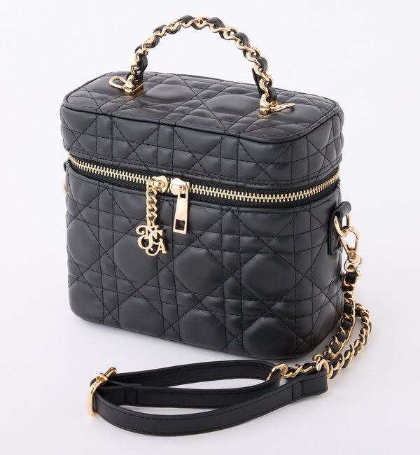  「WEB限定/チャーム付きキルティングバニティバッグ」|ショルダー・メッセンジャー|ブラック