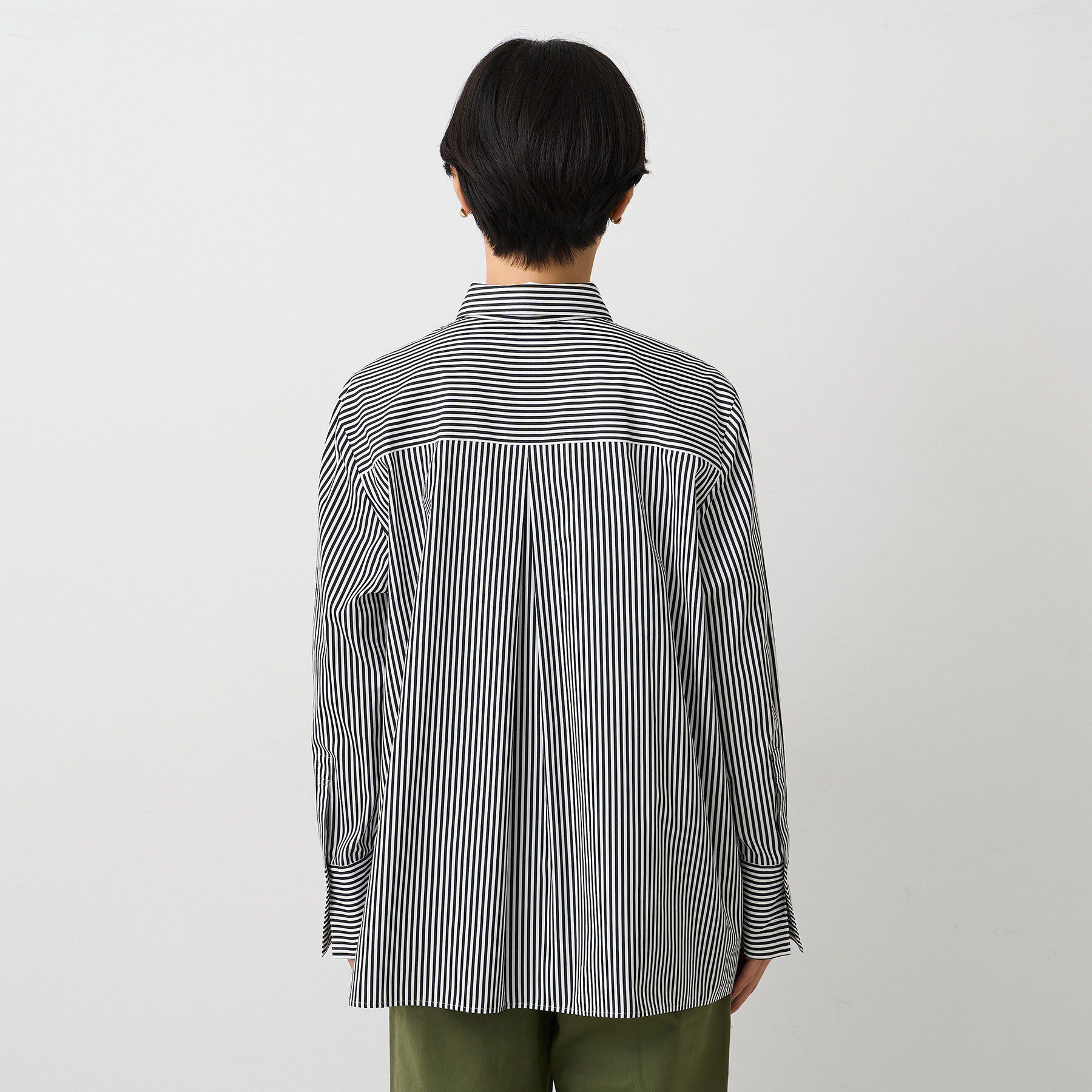 UNTITLED「【コットン100/洗える】コットンブロードAラインシャツ」|シャツ・ブラウス|