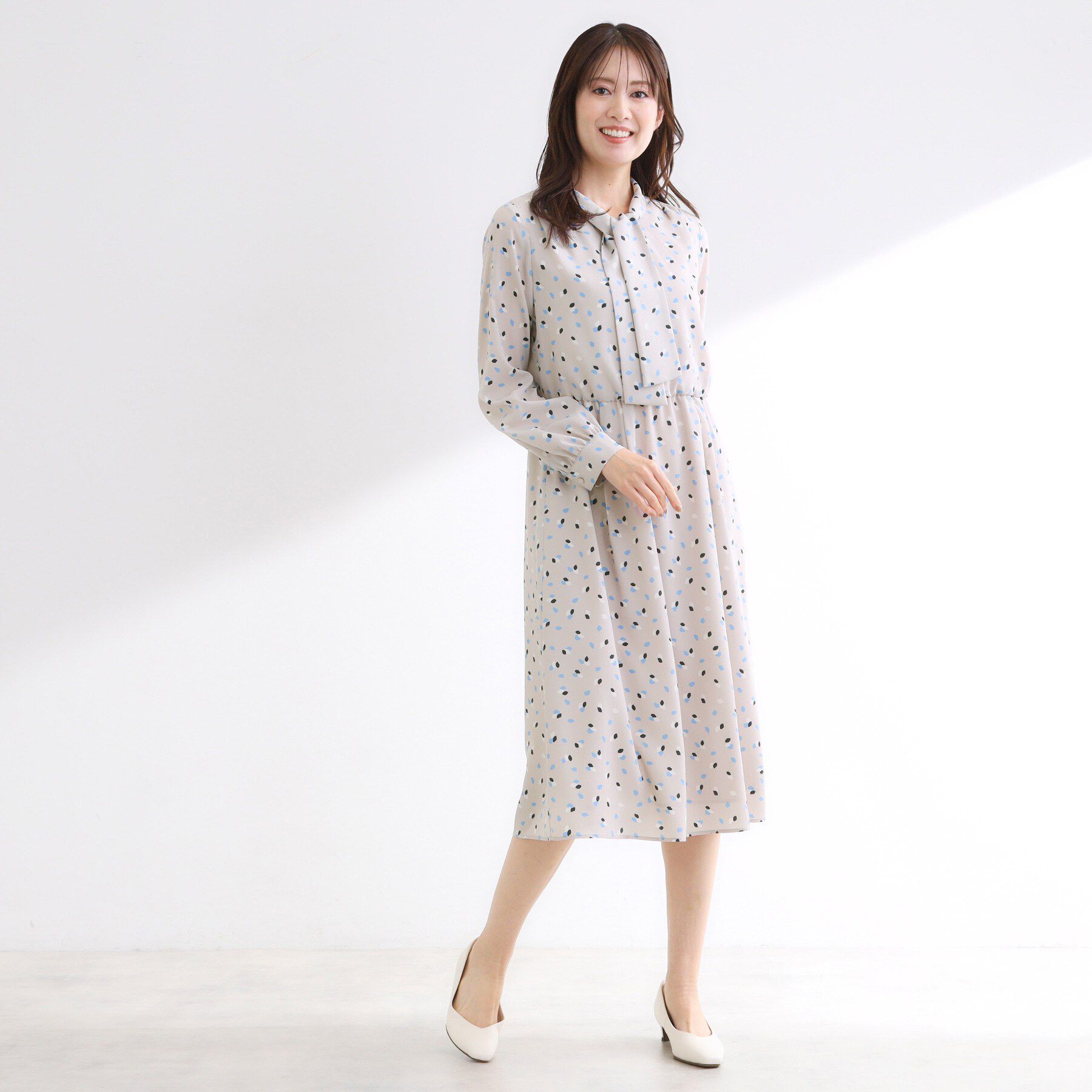 Reflect「【通勤・おでかけにおすすめ◎】フラワープリントボウタイワンピース」|ワンピース|