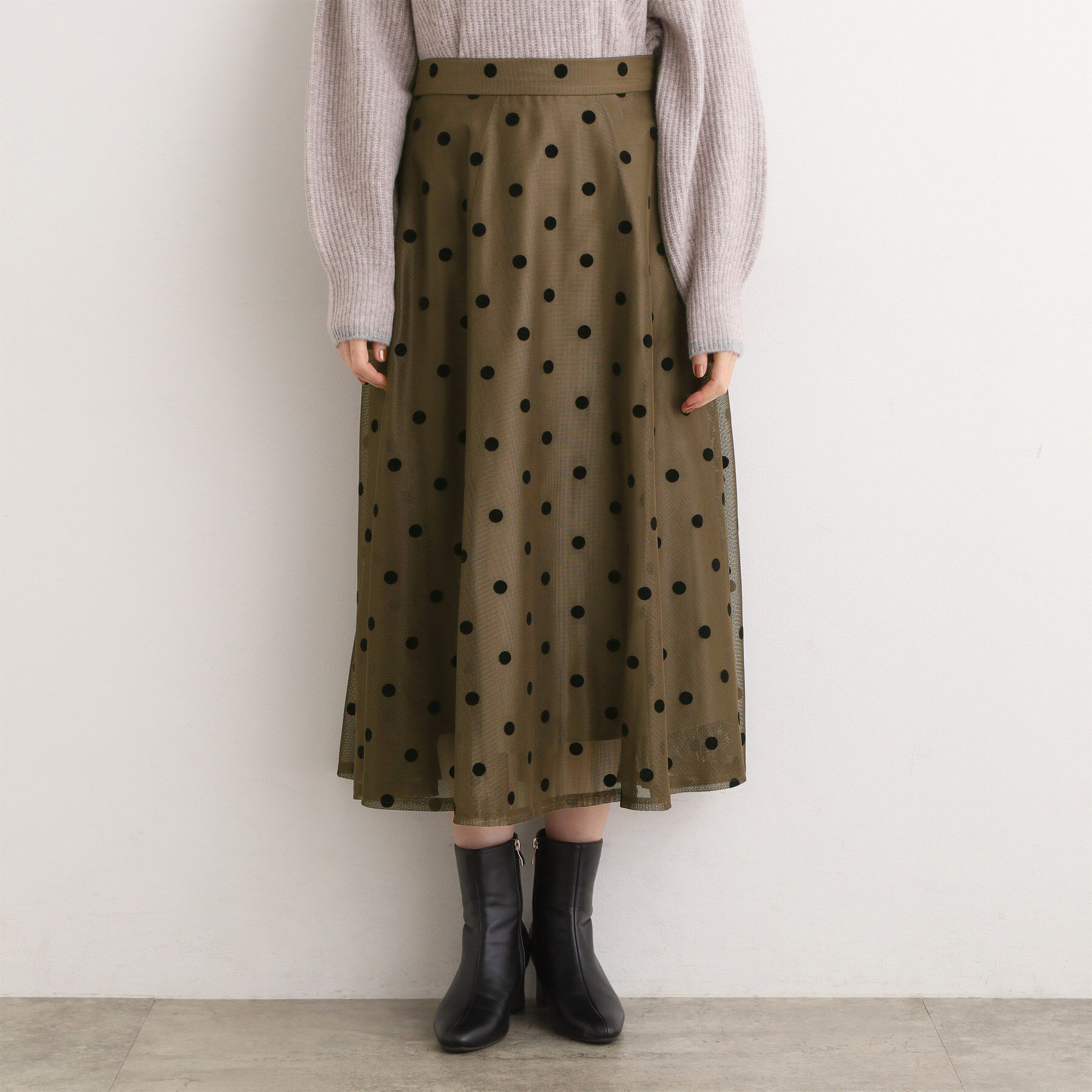 grove「甘さを抑えて、品よく華やぐ　メッシュフロッキードットスカート」|スカート|