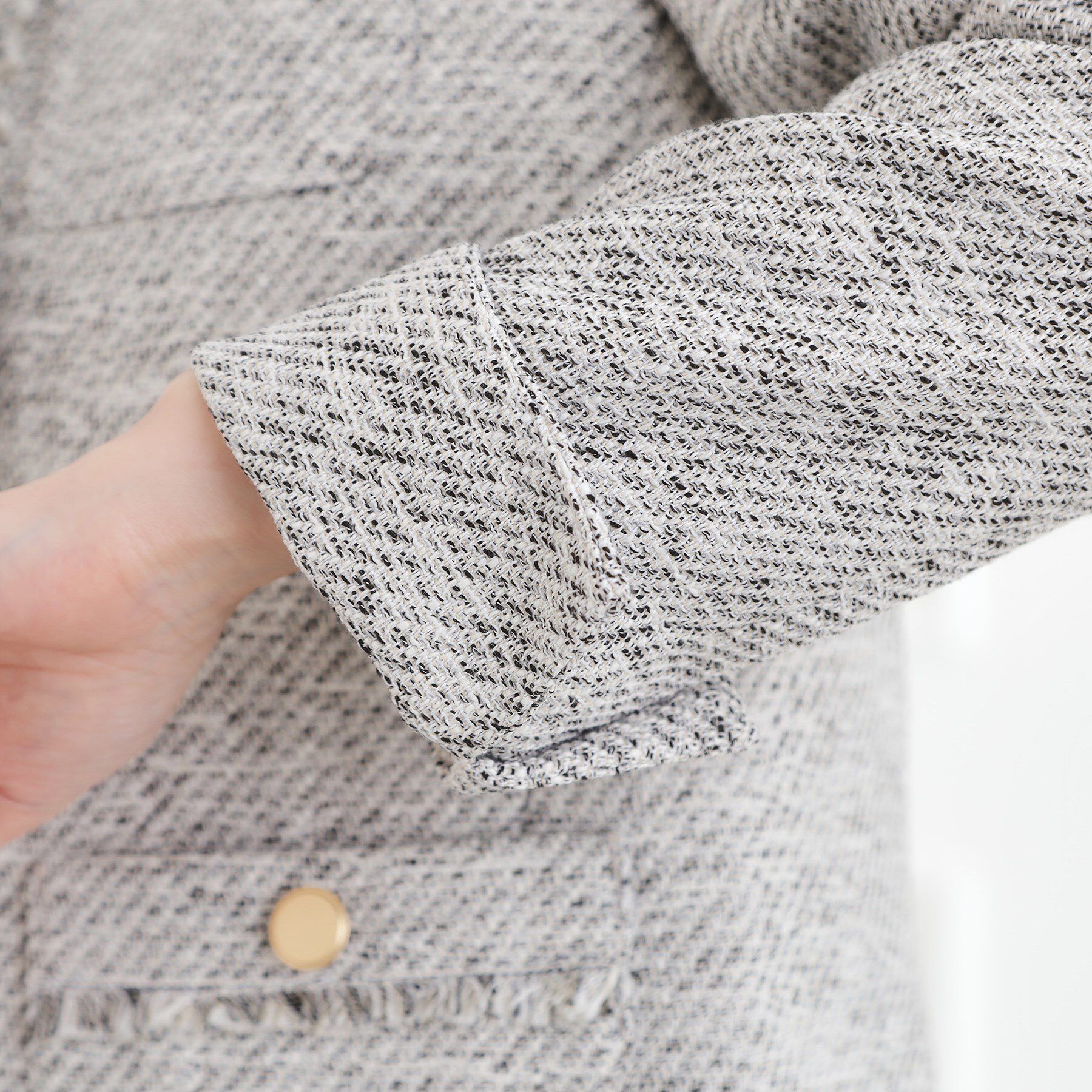 grove「【ハレの日・通勤】きちんとからカジュアルまで着回せる、ミドル丈ツイードジャケット」|ノーカラージャケット|