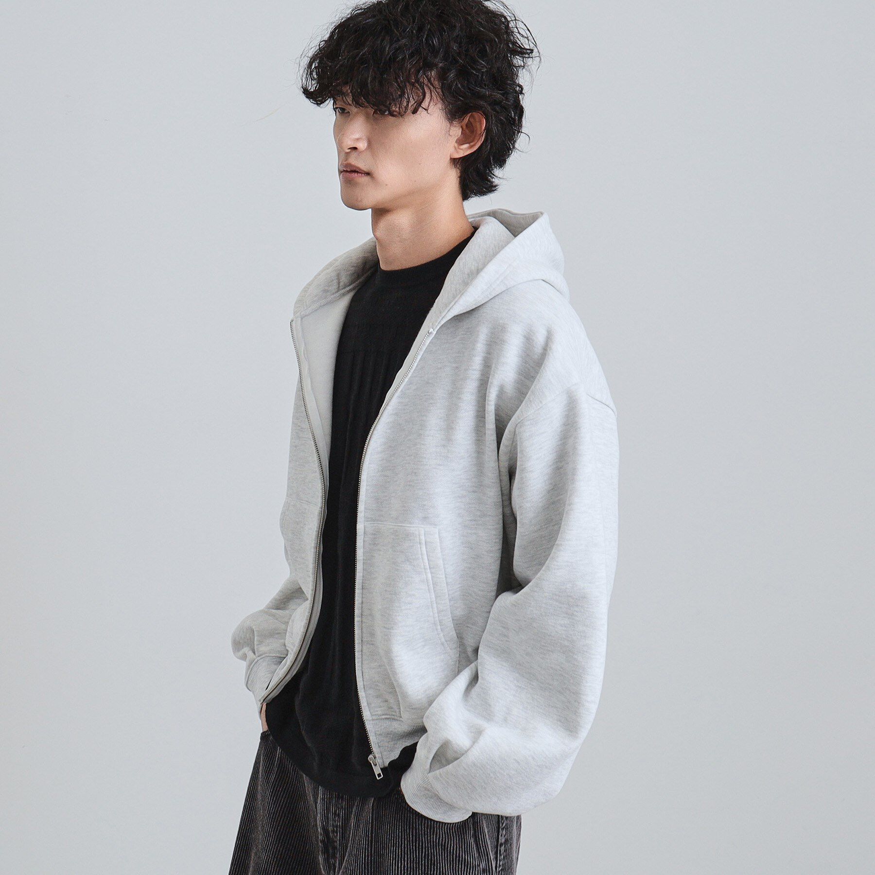 tk.TAKEO KIKUCHI「ボリュームスリーブジップパーカ」|パーカー|
