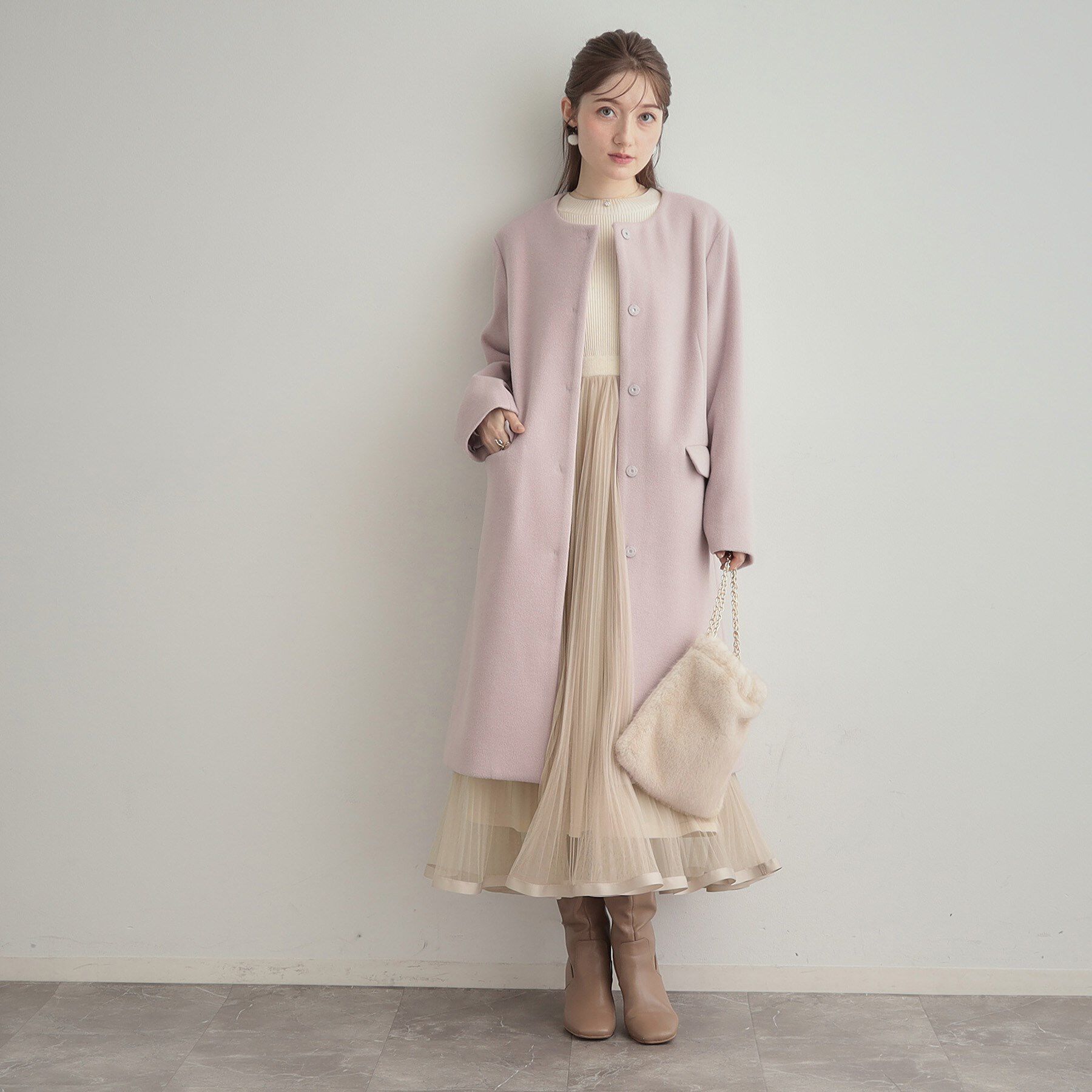 Couture broach「【通勤/ビジューブローチ付き】ノーカラー ロングコート」|ノーカラーコート|