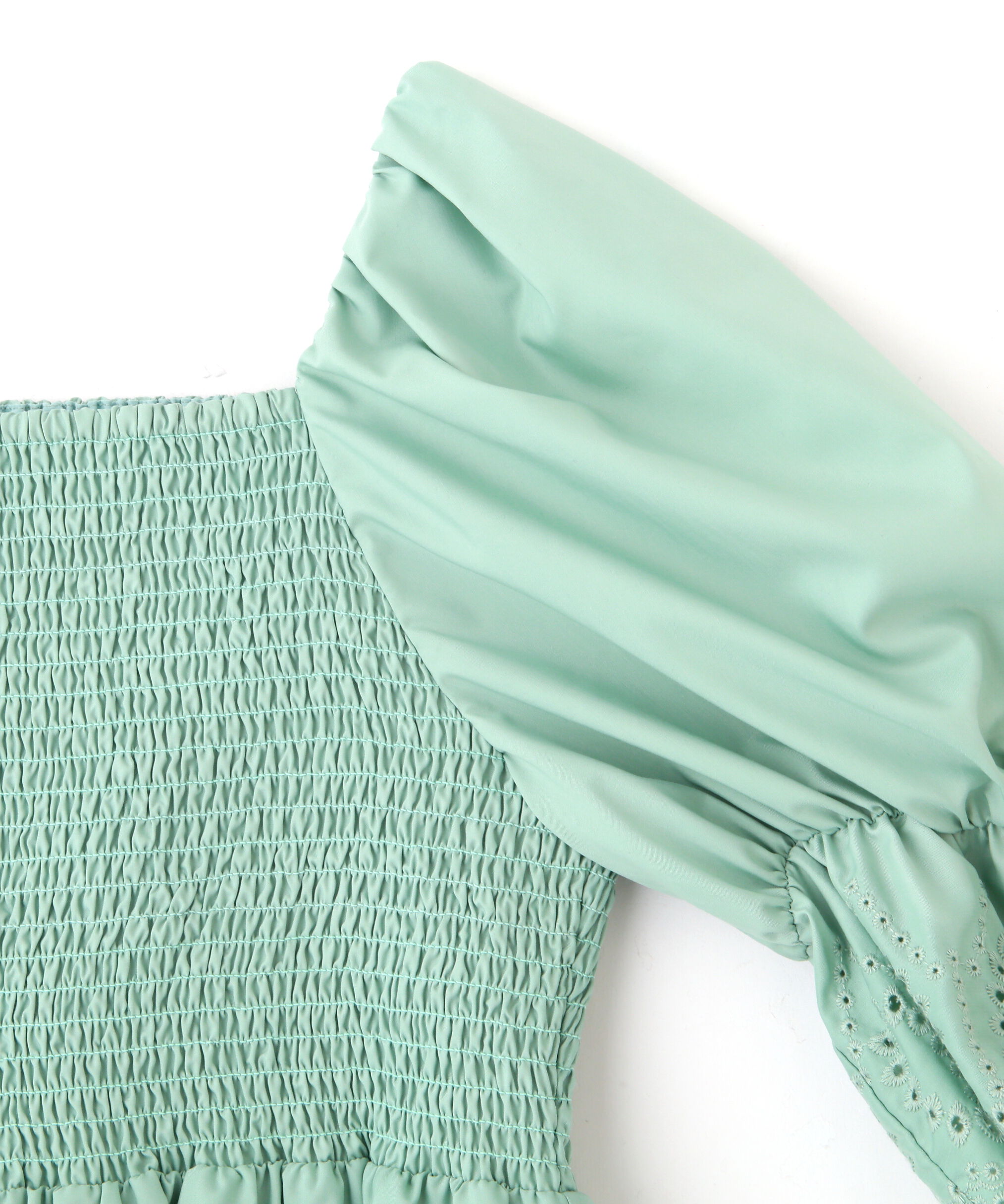  「エンブロイダリーパフブラウス」|シャツ・ブラウス|