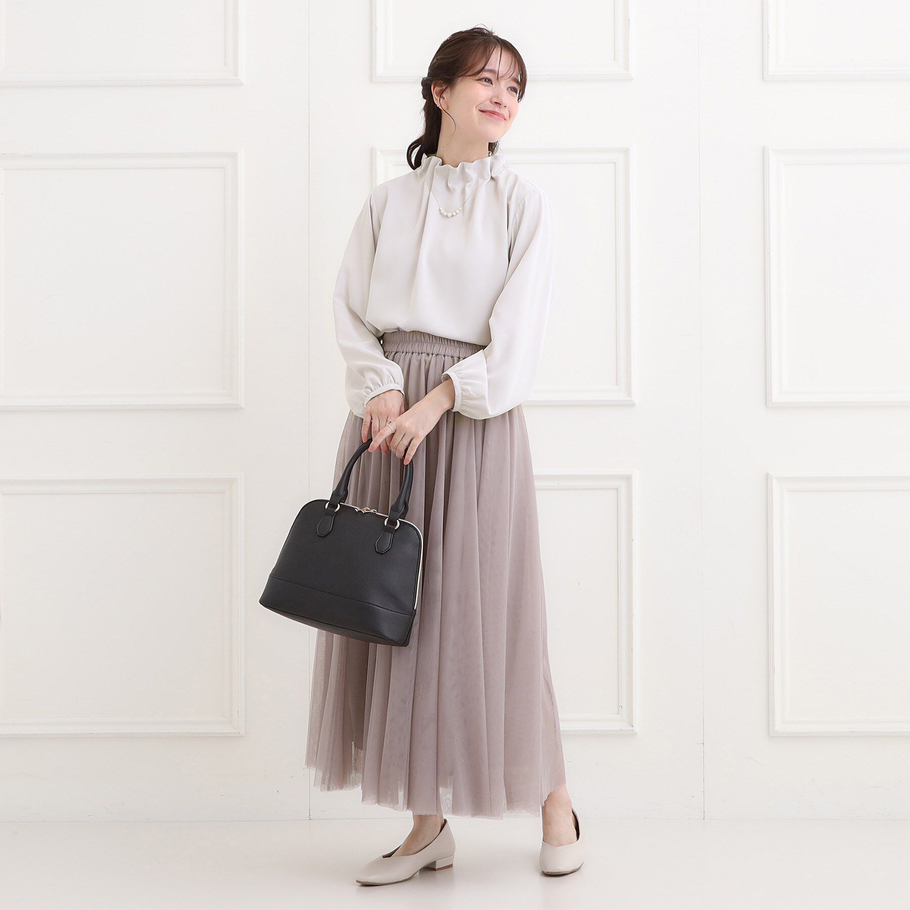 SHOO･LA･RUE「【洗濯機可/S-3L】上品で華やか スタンドフリルブラウス」|シャツ・ブラウス|