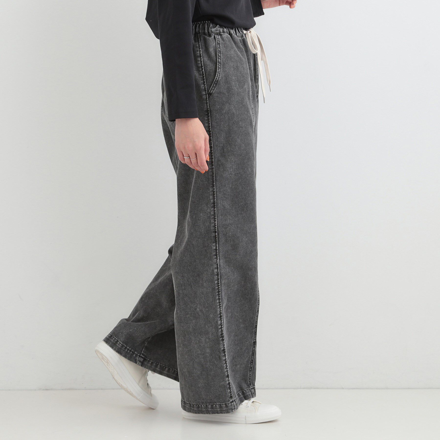 SHOO･LA･RUE「【S-LL】抜け感あるスタイルに ケミカルデニム イージーワイドパンツ」|デニム|