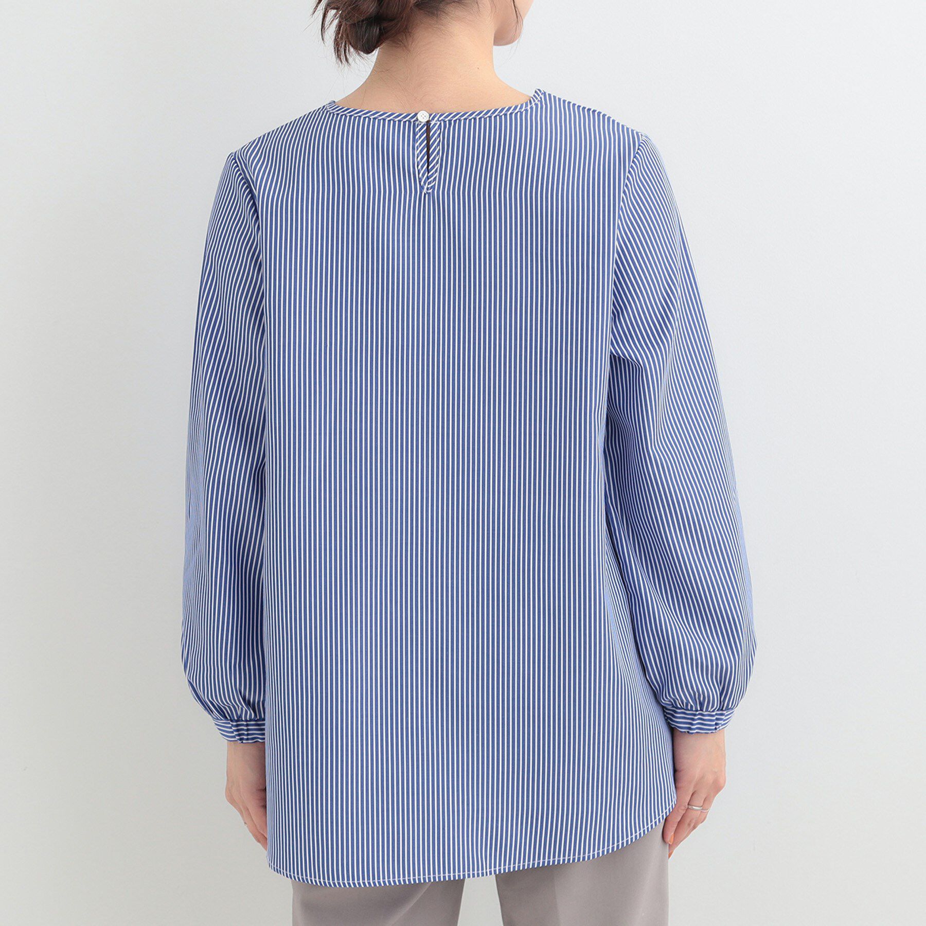 SHOO･LA･RUE「【2点セット/S-LL/洗濯機可】軽くてきれい見え ニットベスト＋ブラウス」|ニット・セーター|