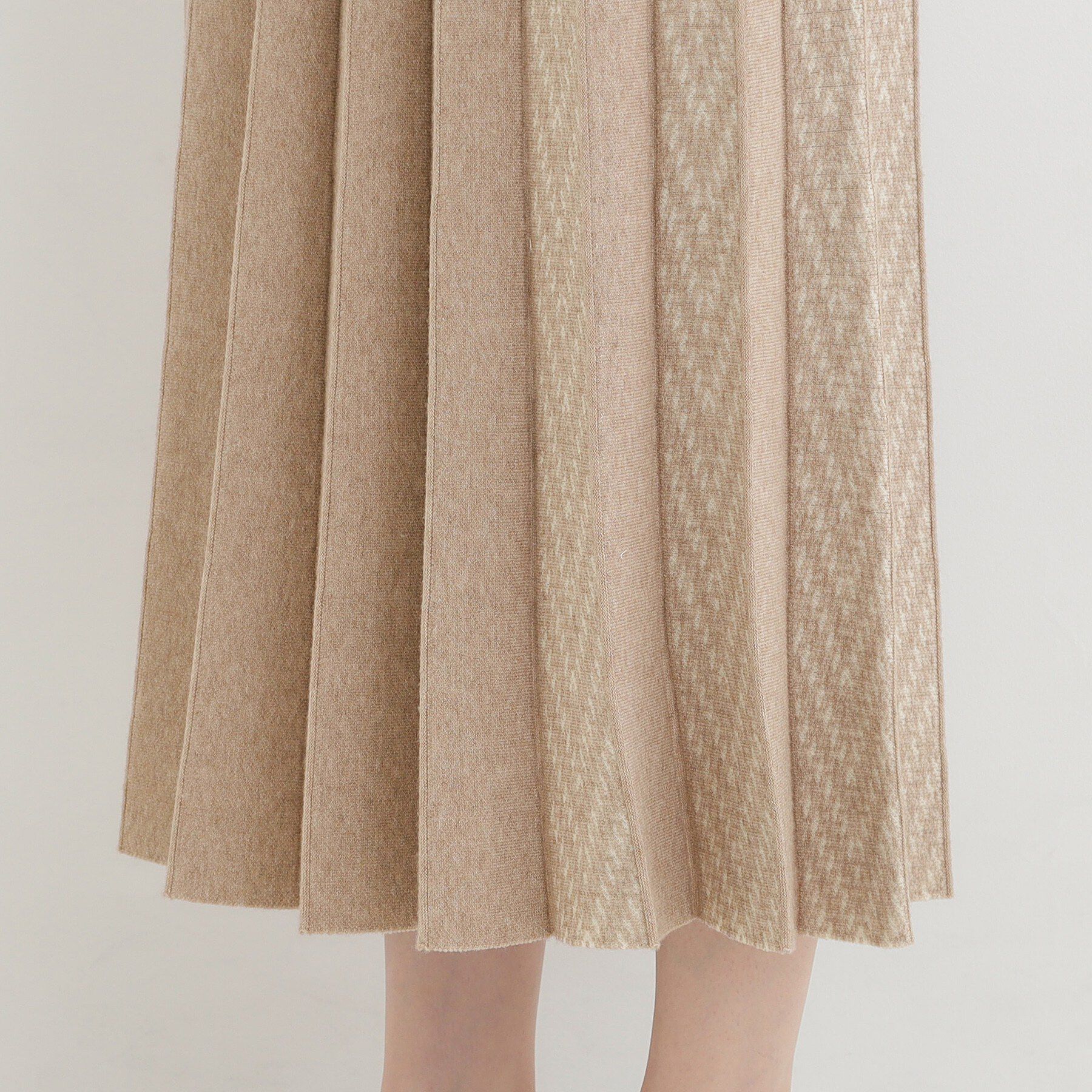 SHOO･LA･RUE「【洗濯機可/セットアップ可／S-LL】新色追加 女性らしさ際立つ もちもちニットスカート」|スカート|