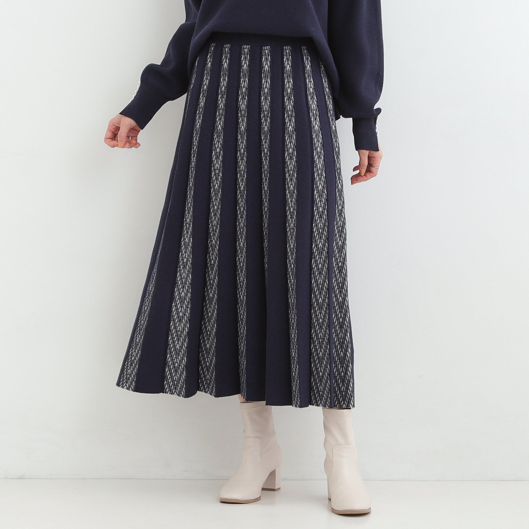 SHOO･LA･RUE「【洗濯機可/セットアップ可／S-LL】新色追加 女性らしさ際立つ もちもちニットスカート」|スカート|