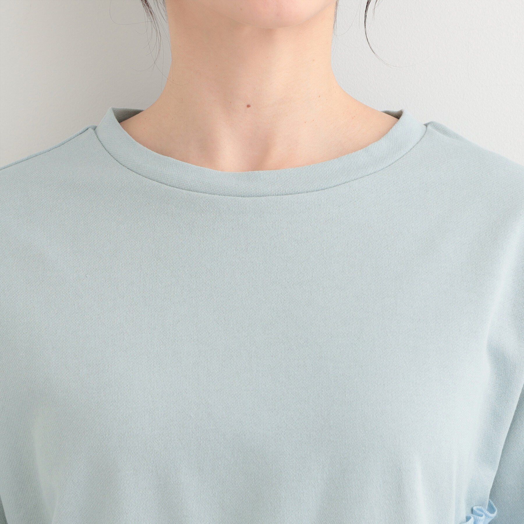 SHOO･LA･RUE「【洗濯機可】ほんのり甘い アシンメトリーフリルの上品トップス」|パーカー|