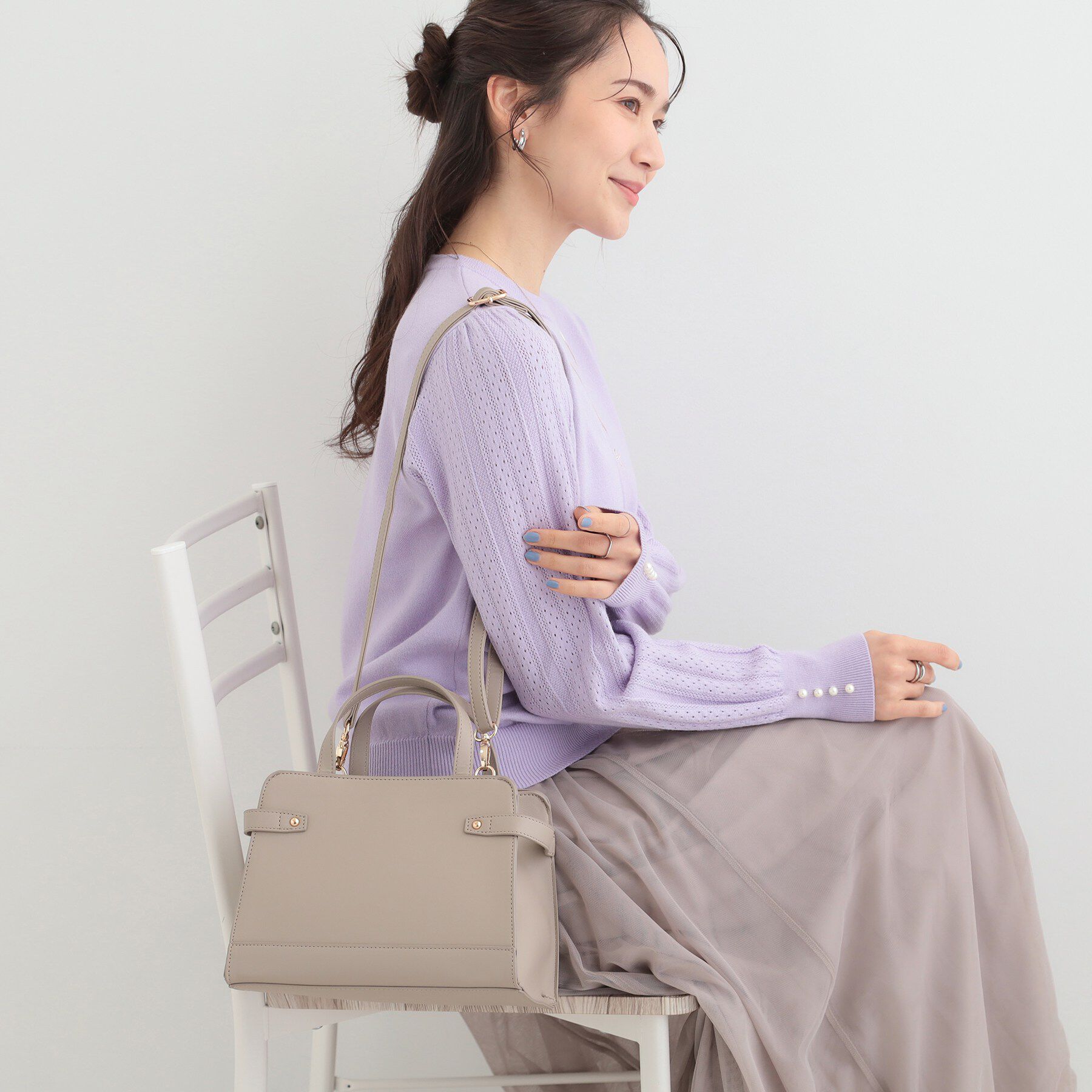 SHOO･LA･RUE「サイドベルトデザインショルダーバッグ」|ショルダー・メッセンジャー|グレー(012)