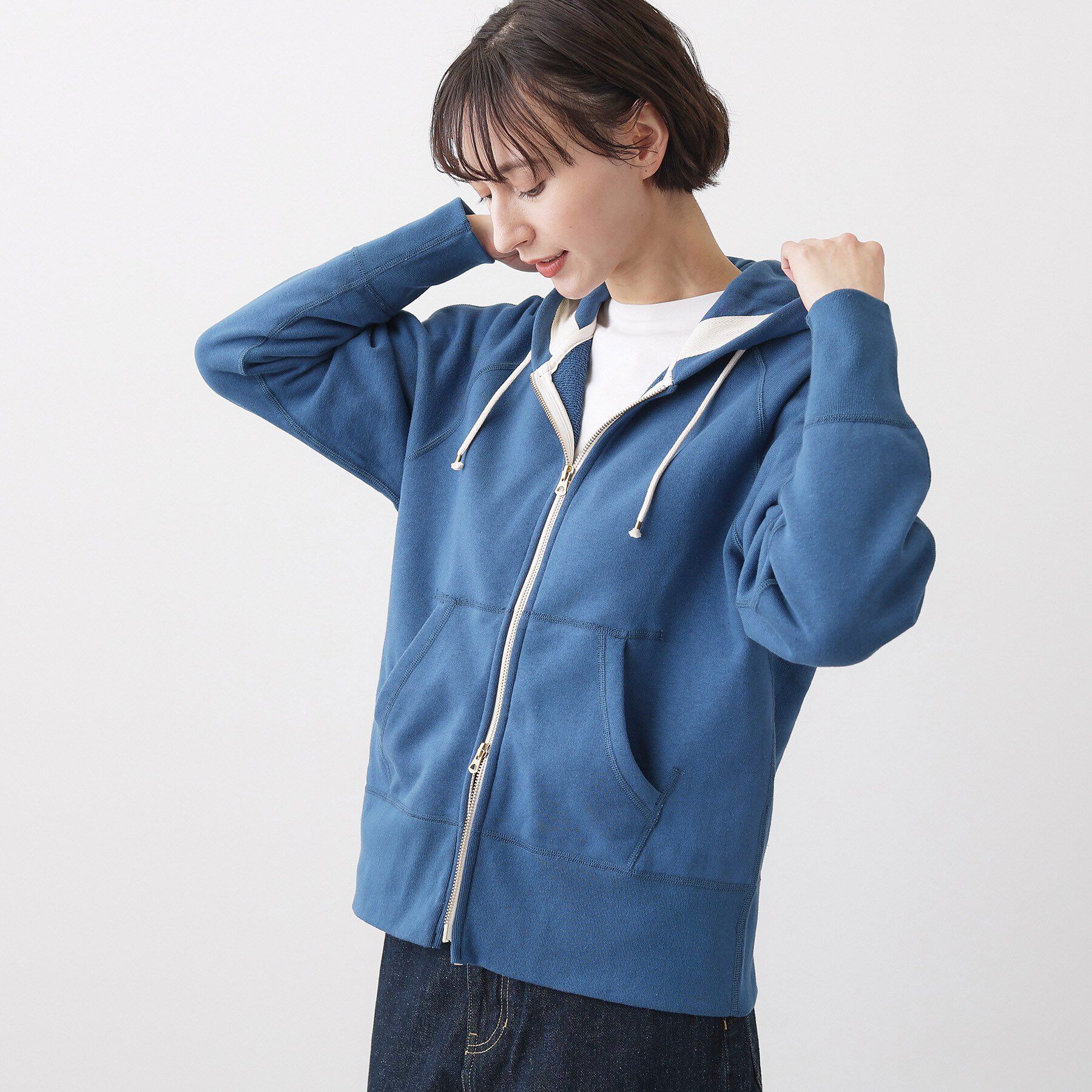 Dessin「【ユニセックス/洗える】吊り裏毛フーデッドパーカー」|パーカー|ブルー(092)