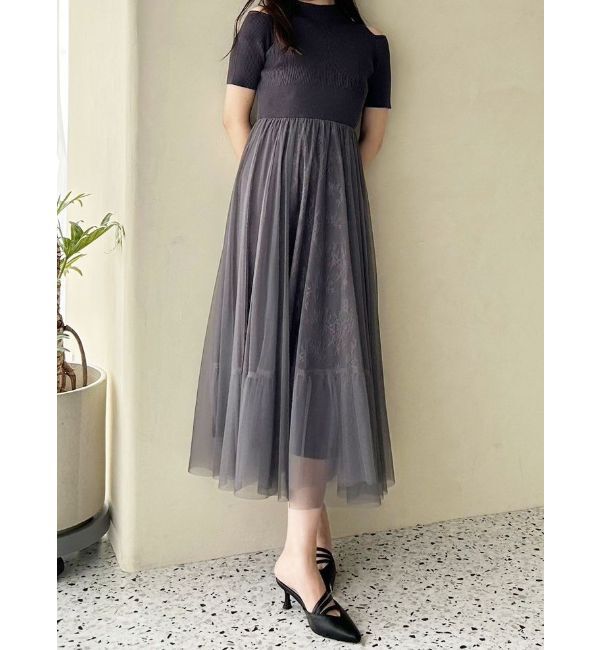 MERCURYDUO「チュールドッキングオープンショルダーワンピース」|ワンピース|チャコールグレー