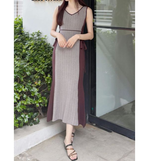 MERCURYDUO「チェックサイドレースアップニットワンピース」|ワンピース|ブラウン