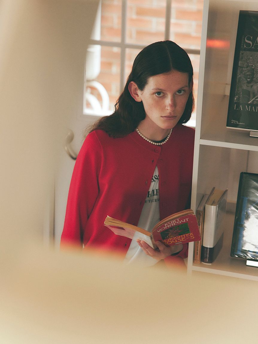 emmi atelier「ウール混emmiロゴクルーネックニットカーディガン」|カーディガン|