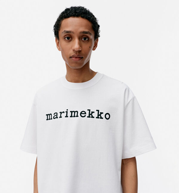 Marimekko「Veisto Logo Placement Tシャツ」|シャツ・ブラウス|