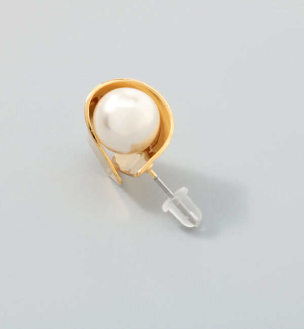 Phoebe「ラップメタルパールピアス　ゴールド」|ピアス|