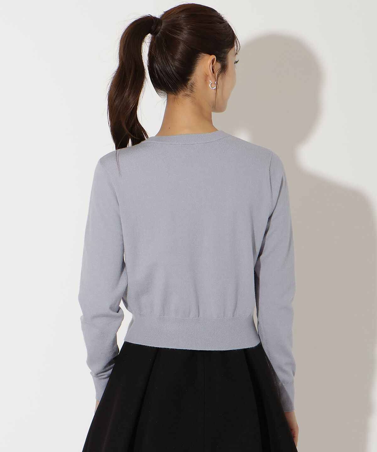 アンドクチュール「ビジューボタンクルーネックカーディガン」|カーディガン|