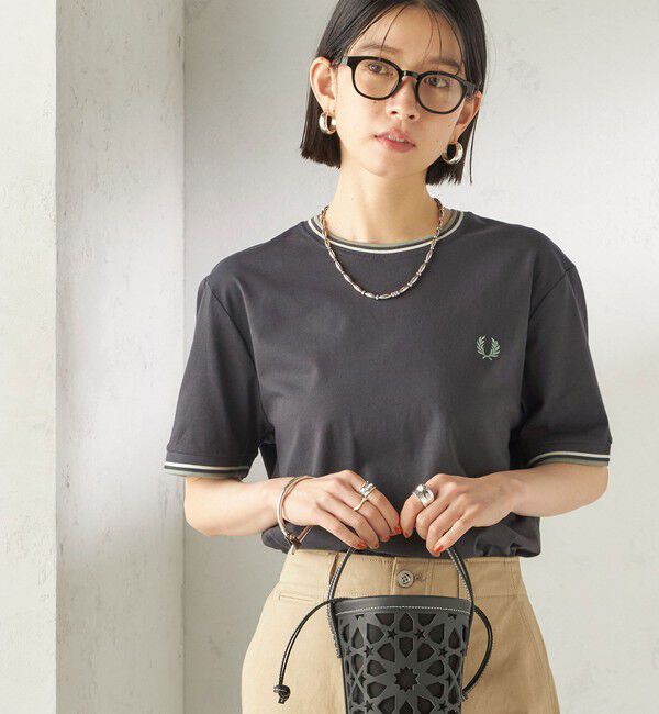 SHIPS for women「《一部追加予約》FRED PERRY:M1588 TWIN TIPPED TEE」|Tシャツ・カットソー|チャコールグレー