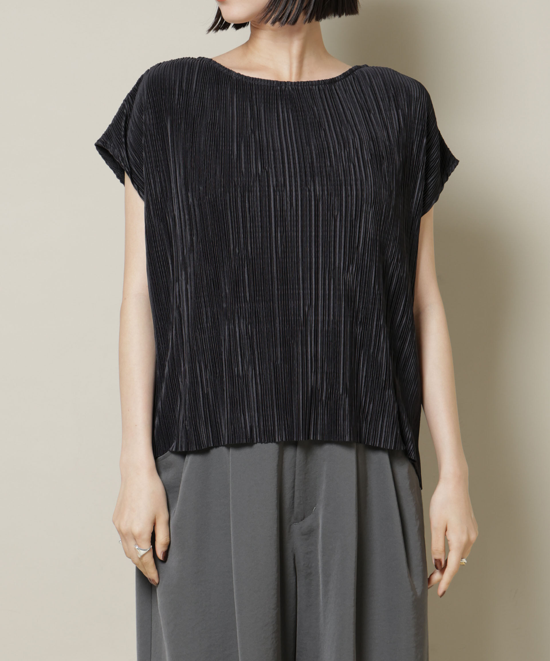 nano･universe「ランダムプリーツカットフレンチスリーブトップス(セットアップ可)」|Tシャツ・カットソー|