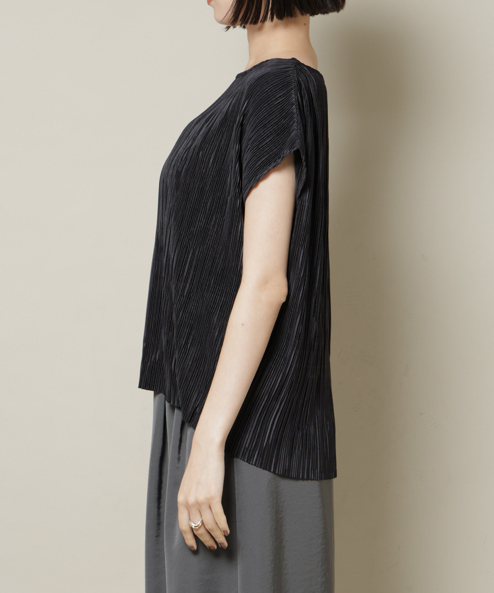 nano･universe「ランダムプリーツカットフレンチスリーブトップス(セットアップ可)」|Tシャツ・カットソー|