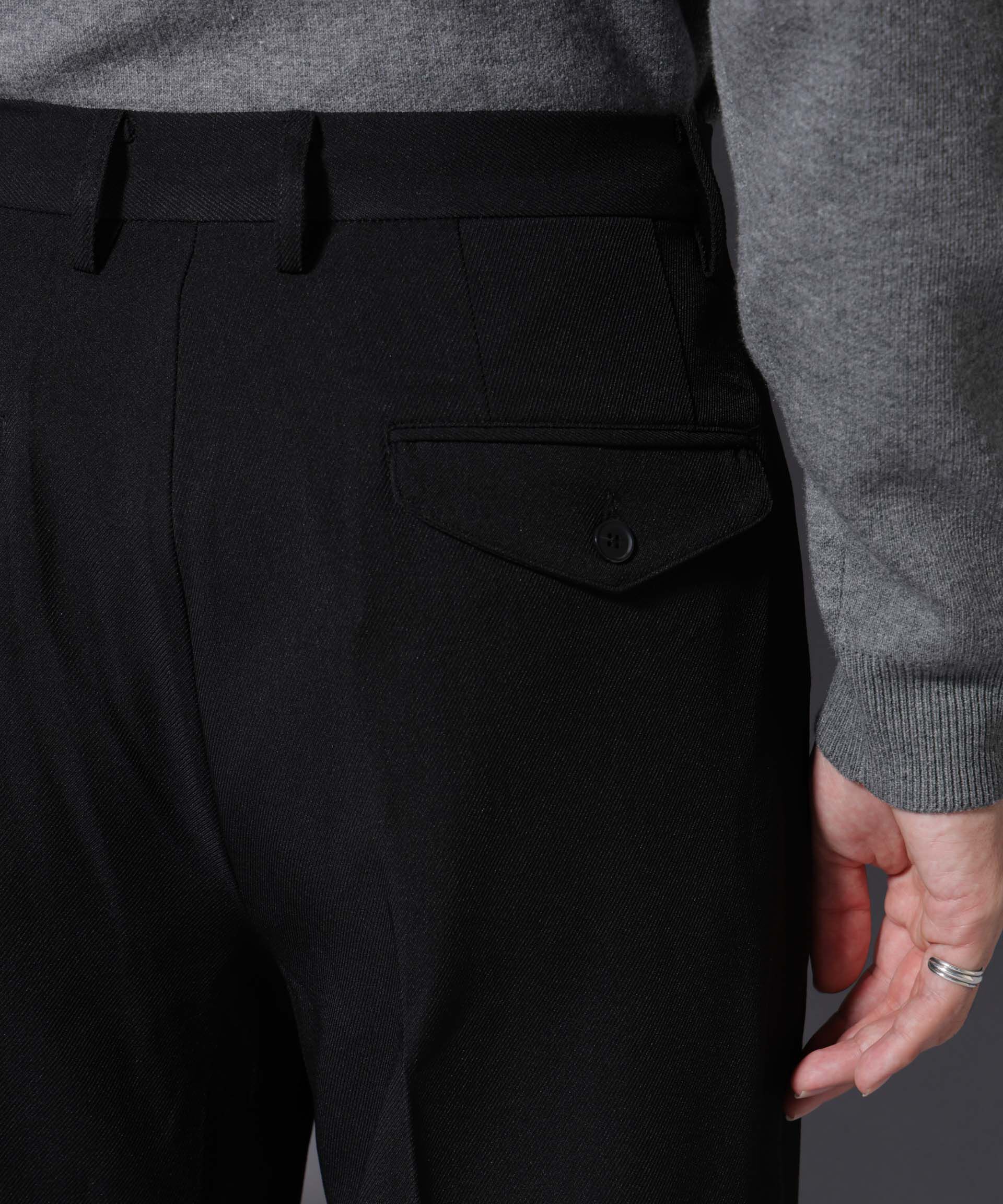 nano･universe「テクノギャバトラウザーズ」|チノ|