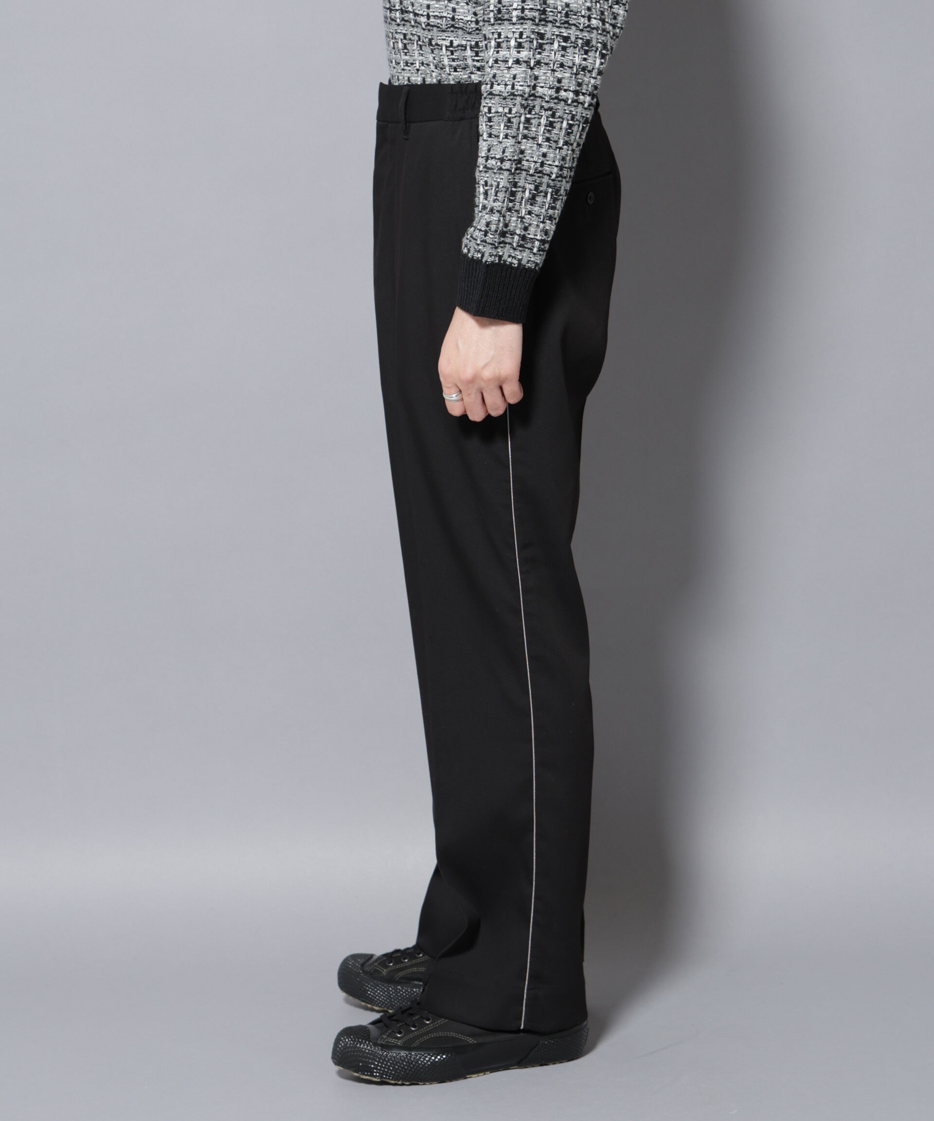 nano･universe「ウォーム側章ストレートスラックス」|チノ|