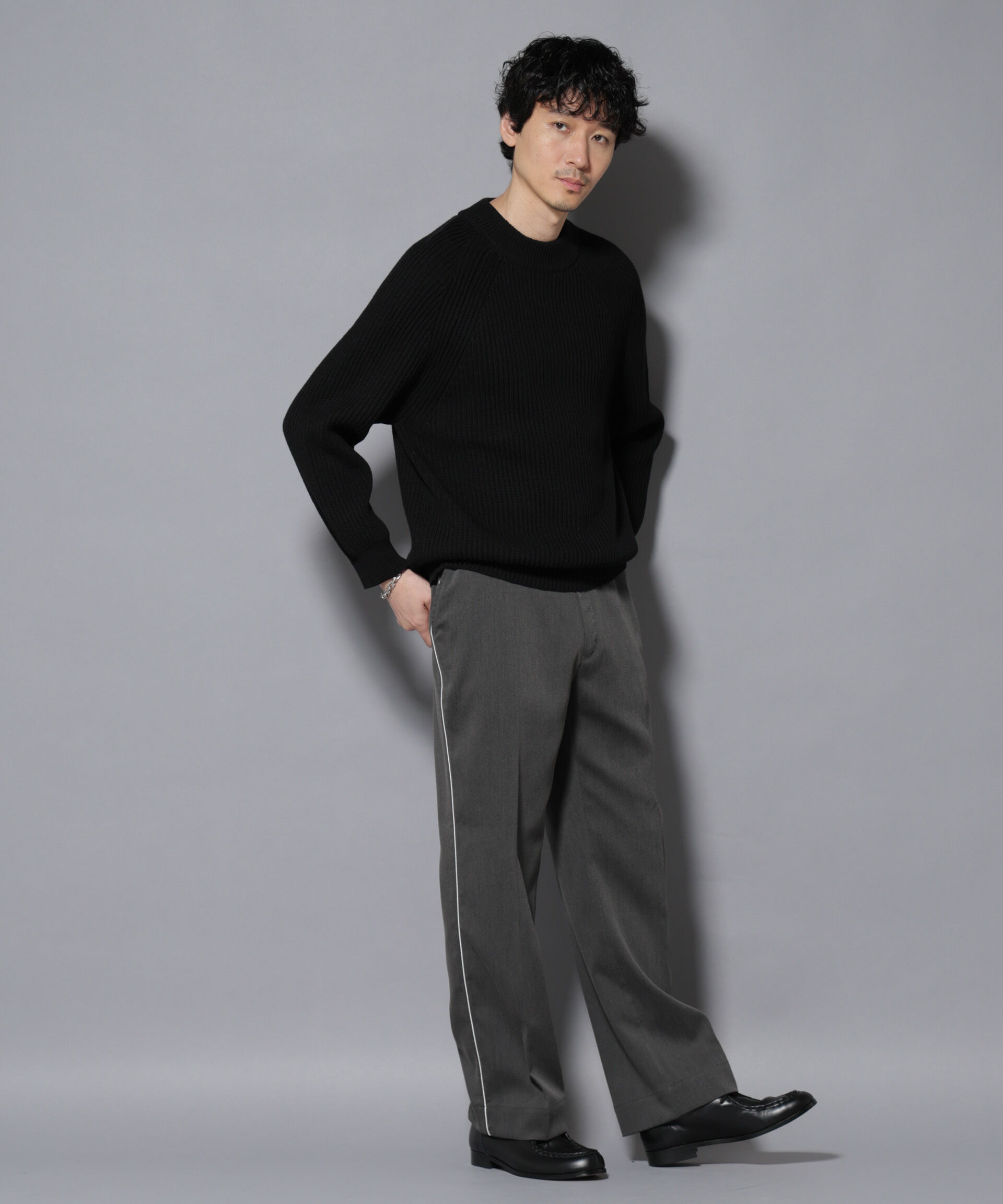 nano･universe「ウォーム側章ストレートスラックス」|チノ|