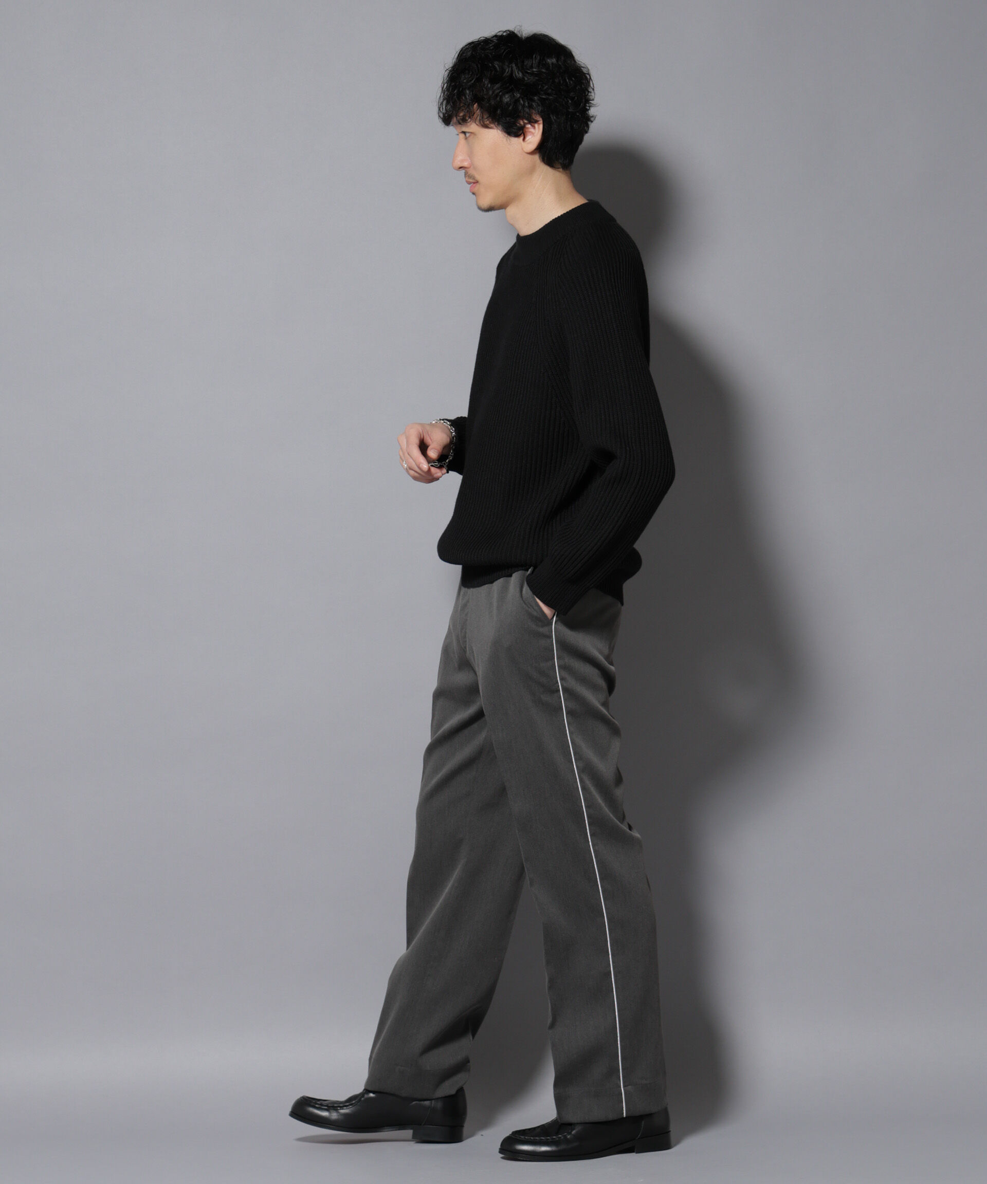 nano･universe「ウォーム側章ストレートスラックス」|チノ|