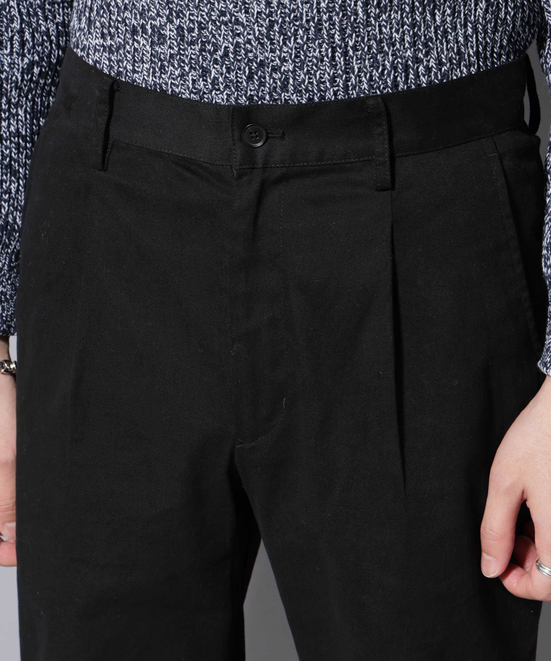 nano･universe「ストレッチコンパクトテーパード」|チノ|