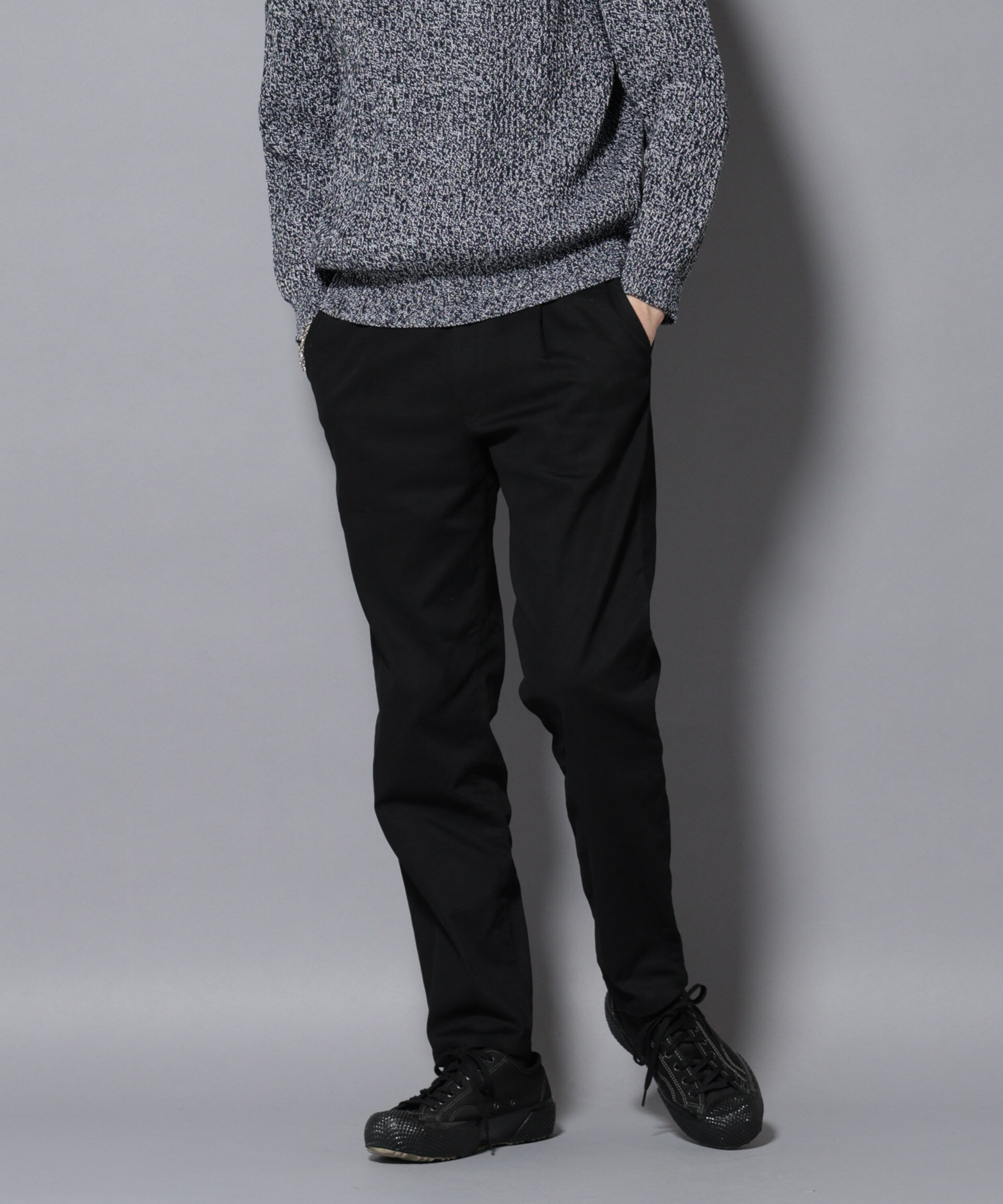 nano･universe「ストレッチコンパクトテーパード」|チノ|