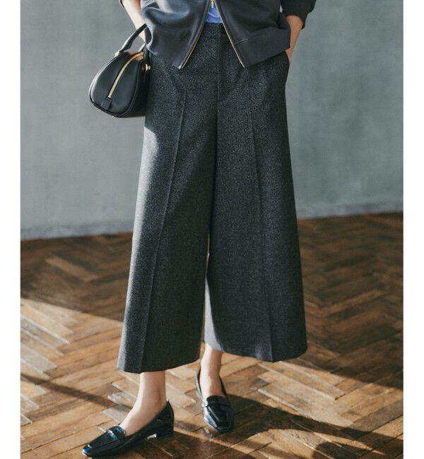 23区「ラメミックスツイード クロップド パンツ」|その他|チャコール系
