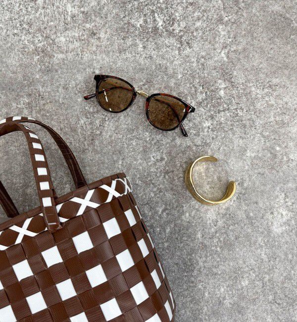 fredy emue「メタルテンプルボストンサングラス」|サングラス|