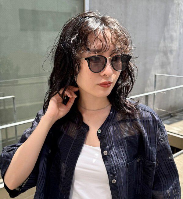 fredy emue「メタルテンプルボストンサングラス」|サングラス|ブラック