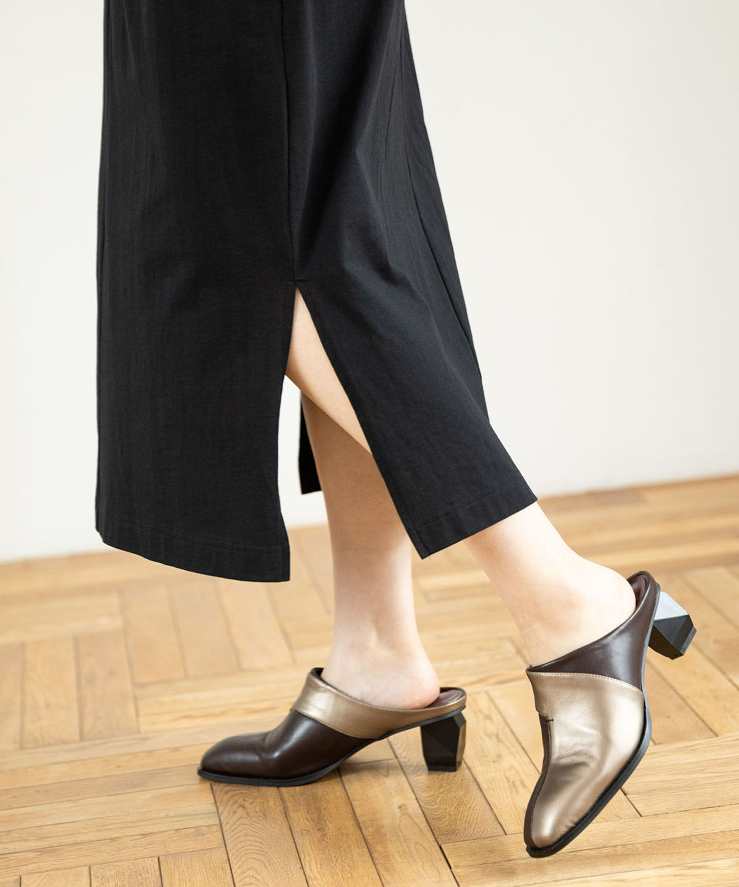  「バイカラークロスサンダル」|サンダル|