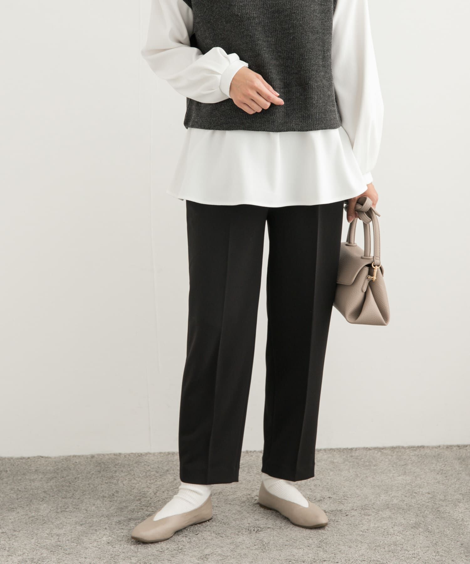 URBAN RESEARCH DOORS「カットジョーゼットテーパードパンツ」|その他|ブラック