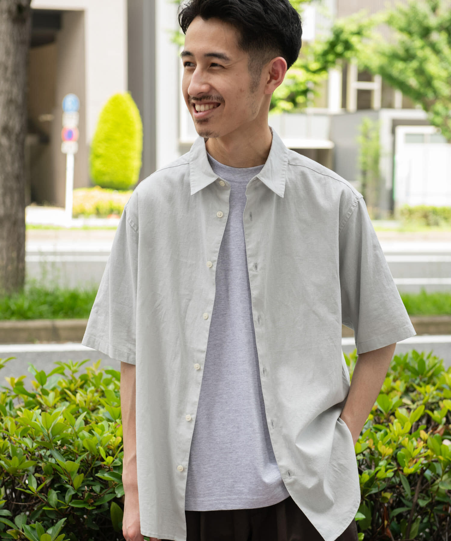 URBAN RESEARCH DOORS「ヘンプコットン レギュラーカラーシャツ」|シャツ・ブラウス|グレー系その他