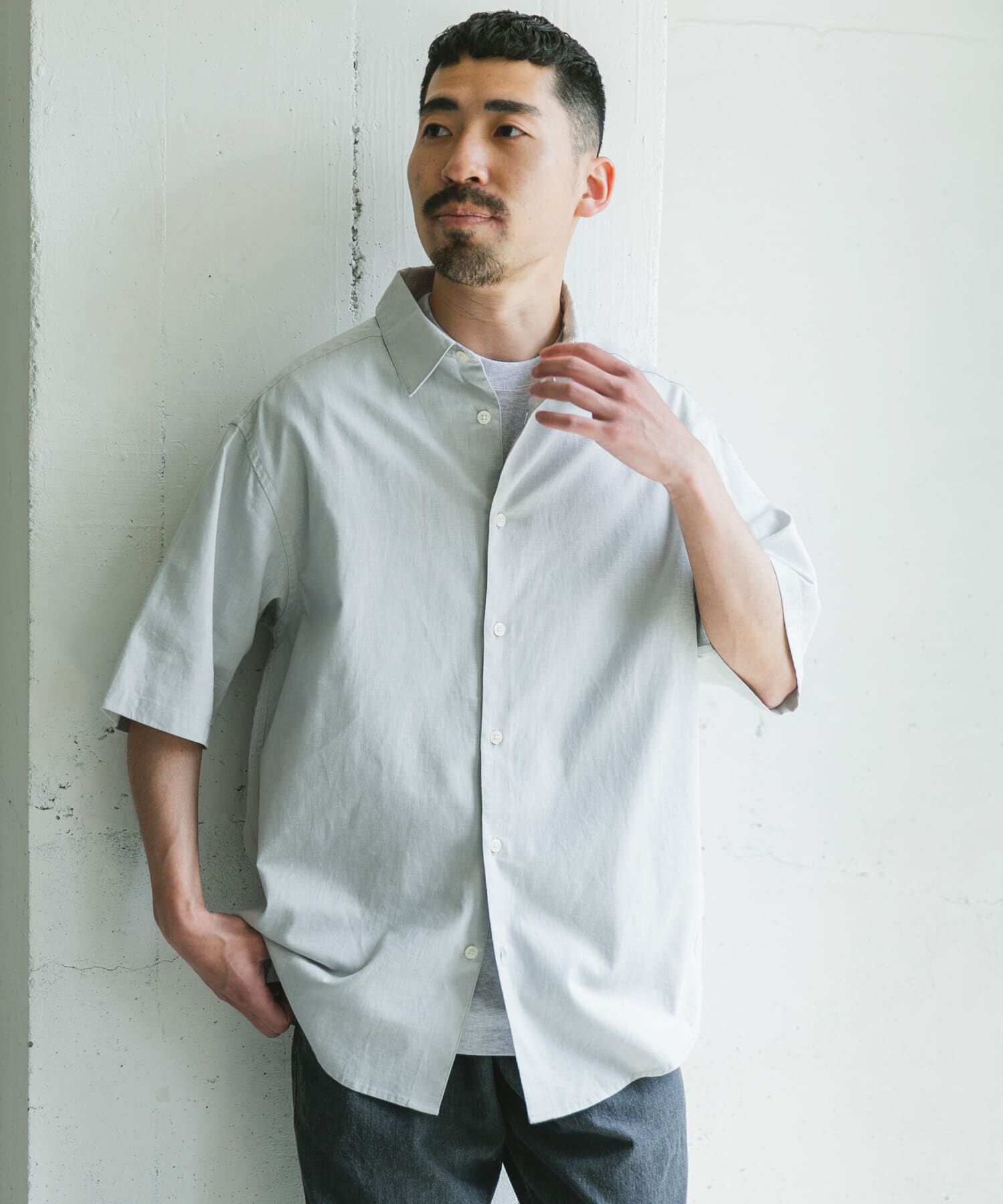 URBAN RESEARCH DOORS「ヘンプコットン レギュラーカラーシャツ」|シャツ・ブラウス|