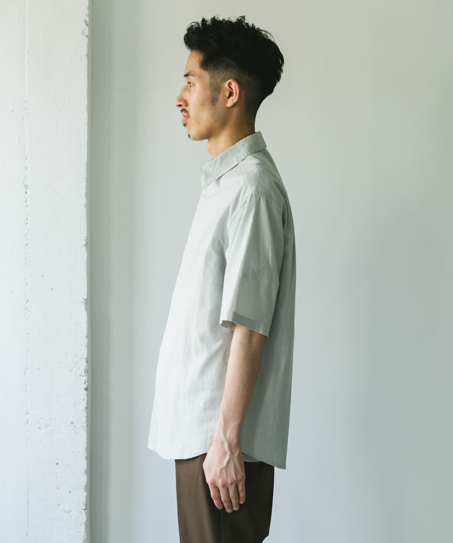 URBAN RESEARCH DOORS「ヘンプコットン レギュラーカラーシャツ」|シャツ・ブラウス|