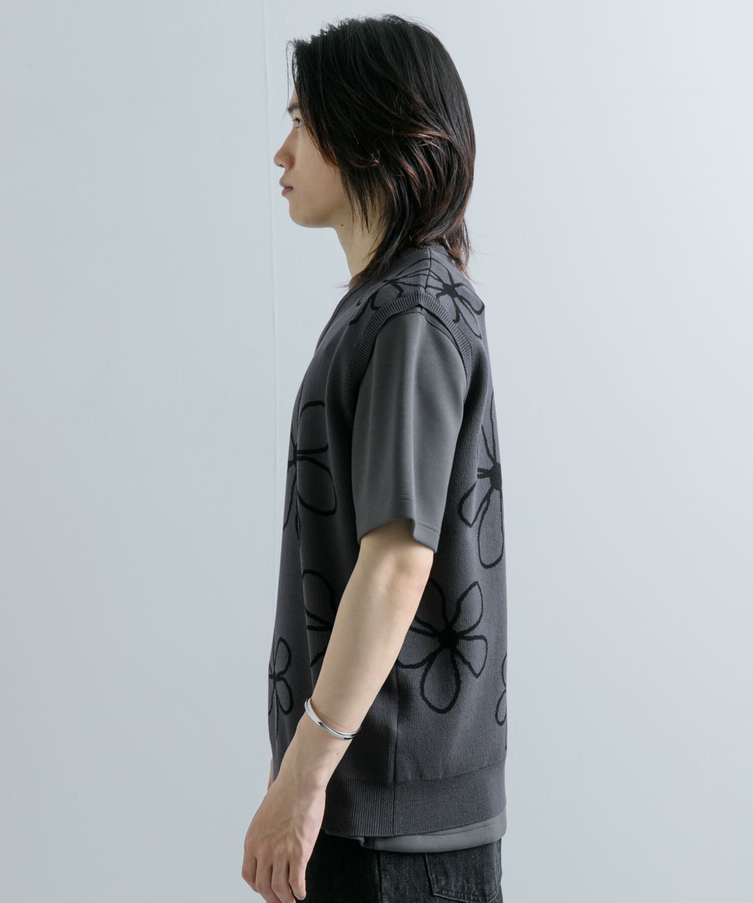 SENSE OF PLACE by URBAN RESEARCH「ポップアートフラワーニットベスト」|ベスト・ジレ|