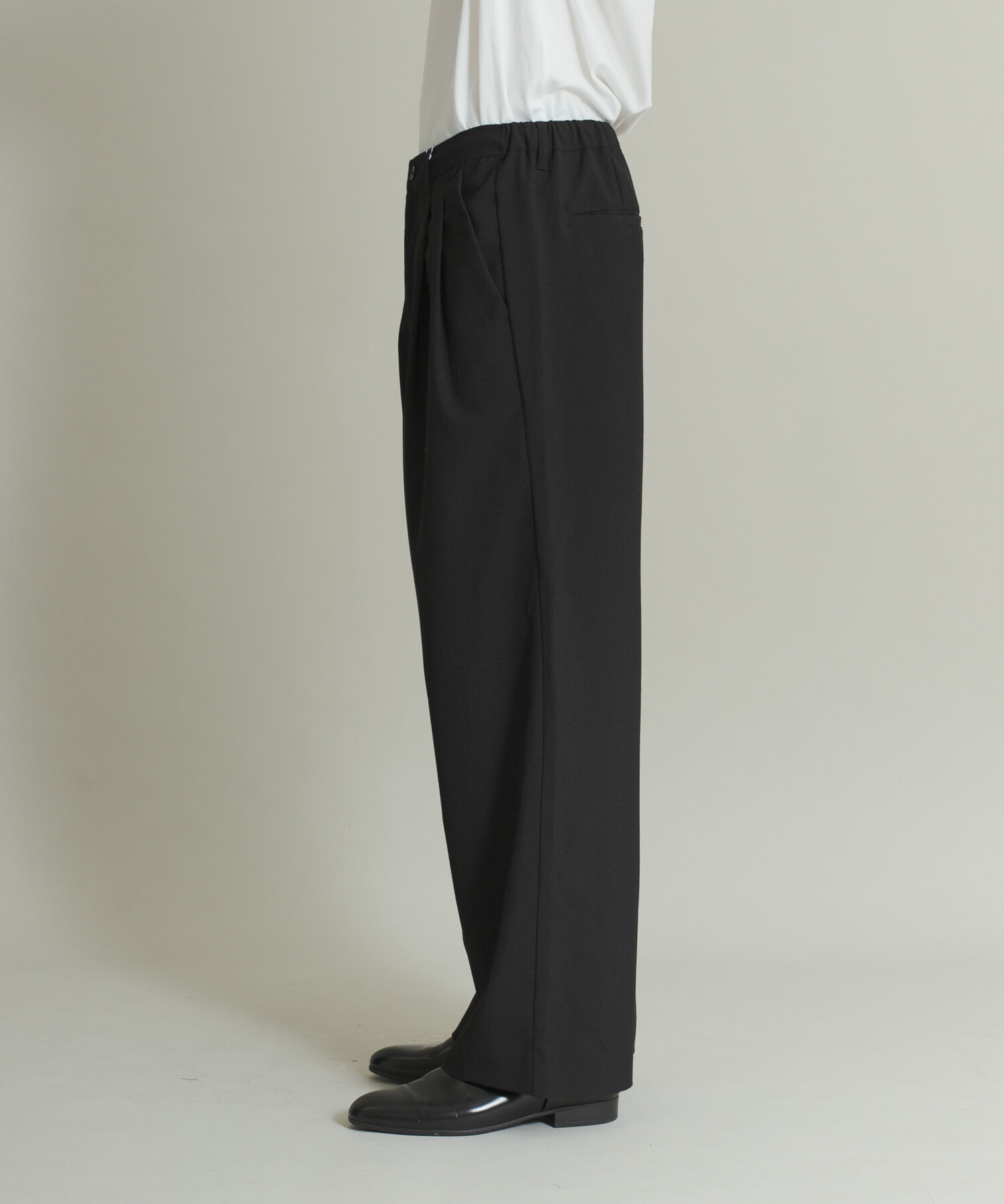 SENSE OF PLACE by URBAN RESEARCH「コンフォートストレートスラックス」|その他|