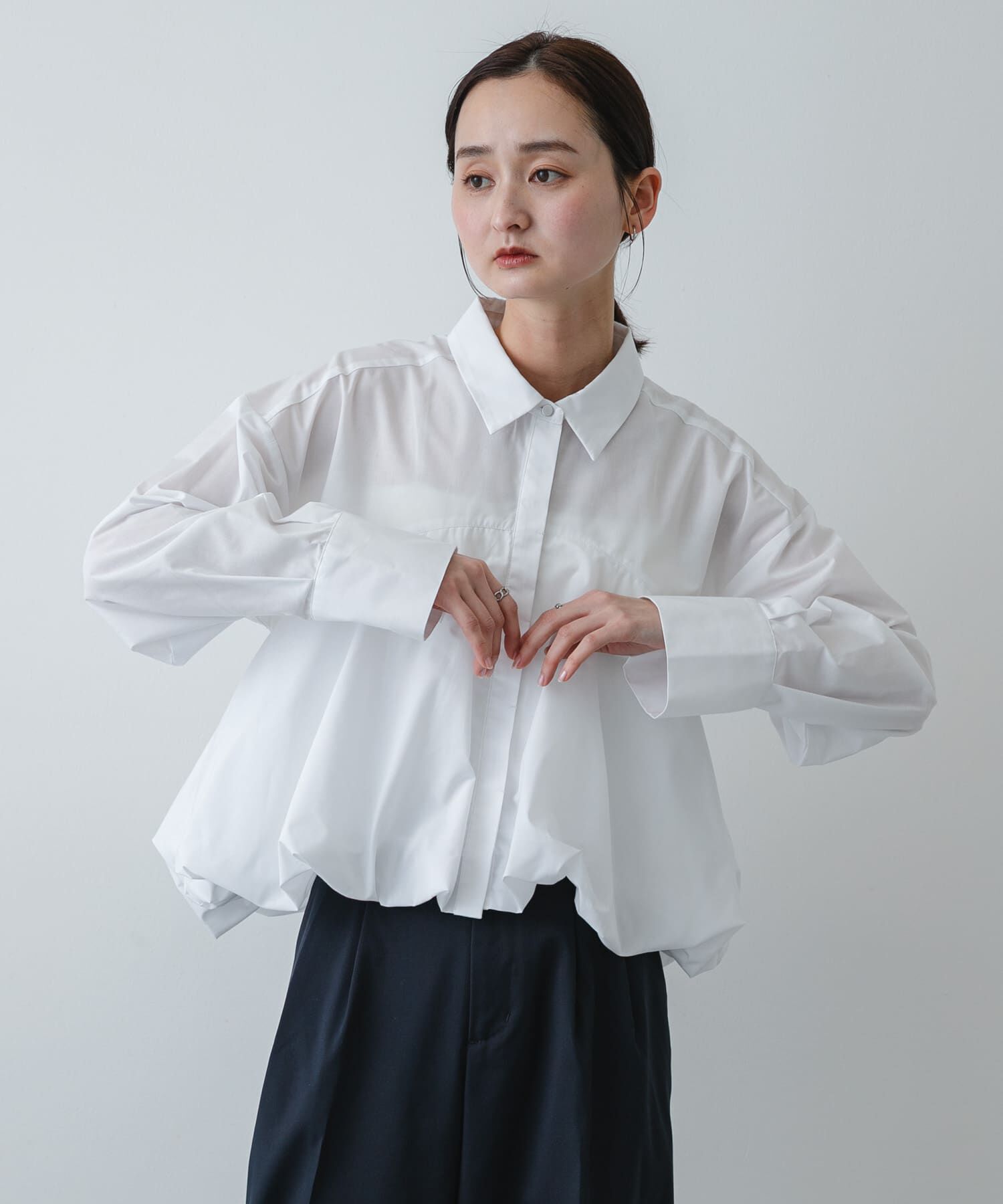 SENSE OF PLACE by URBAN RESEARCH「『イージーケア』シルバーボタンバルーンシャツ」|シャツ・ブラウス|