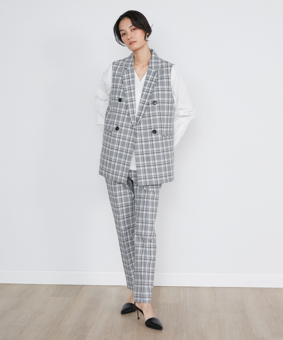 INED「Louise美脚テーパードパンツ」|その他|